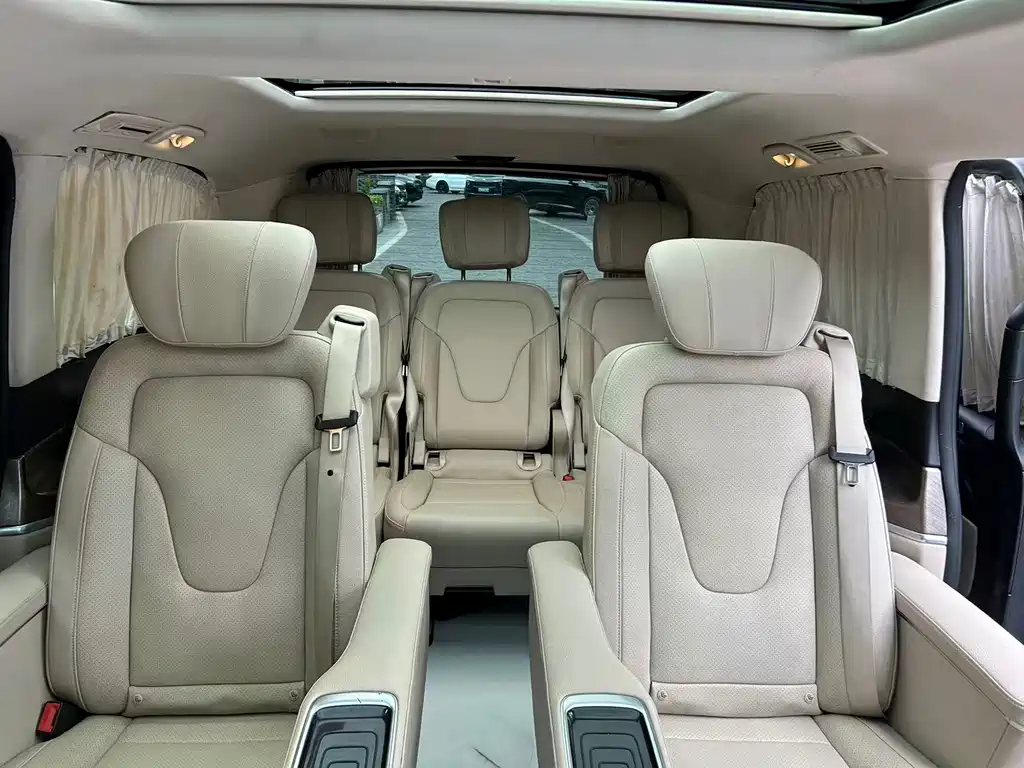 Mercedes-Benz V-Class — миниатюра 9