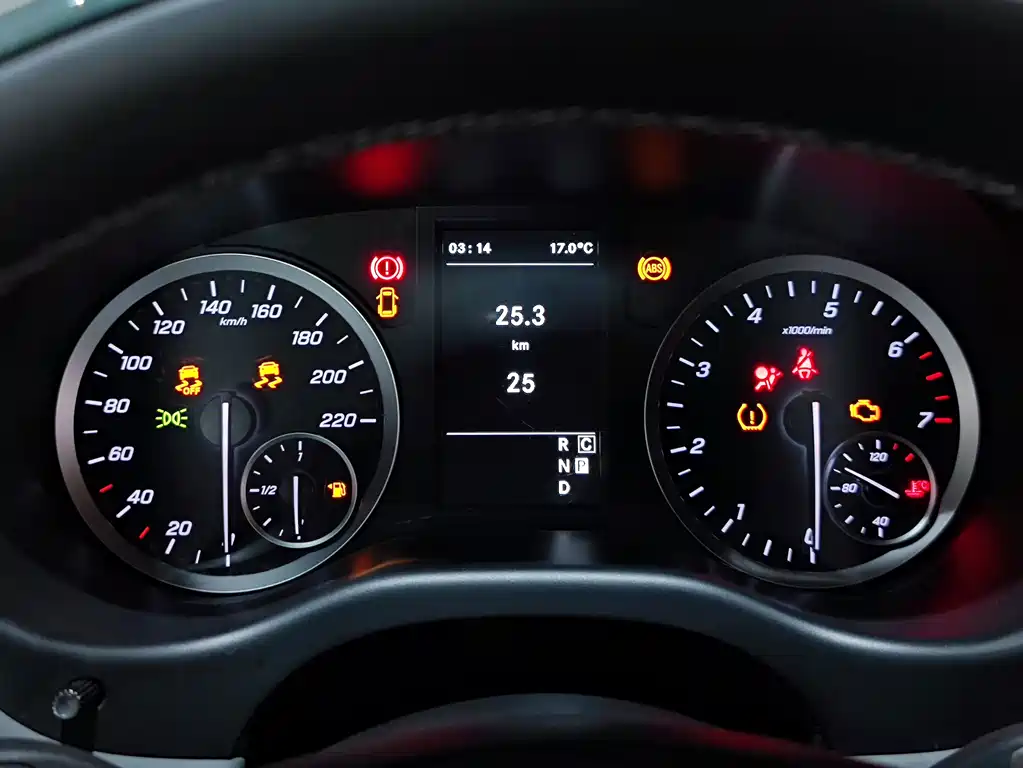 Mercedes-Benz Vito — миниатюра 5