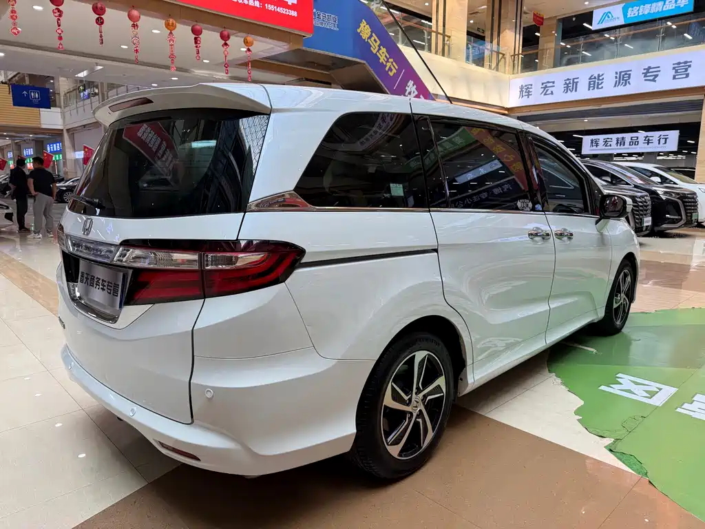 Honda Odyssey — миниатюра 8
