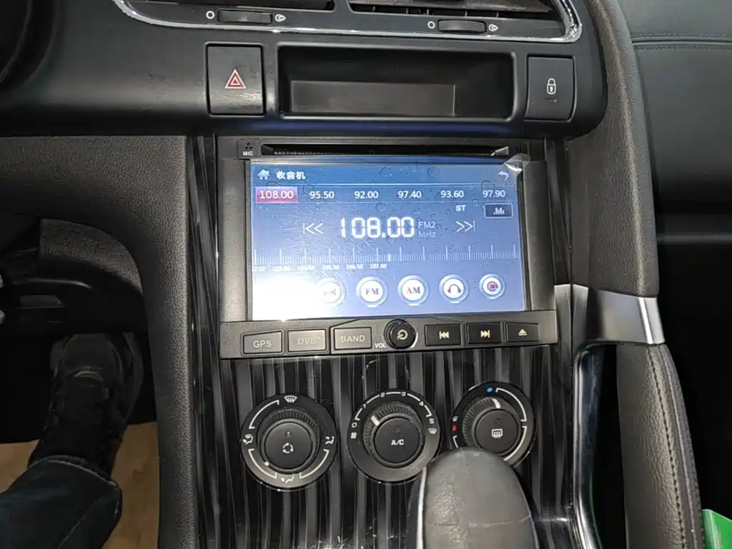 Peugeot 3008 — миниатюра 13