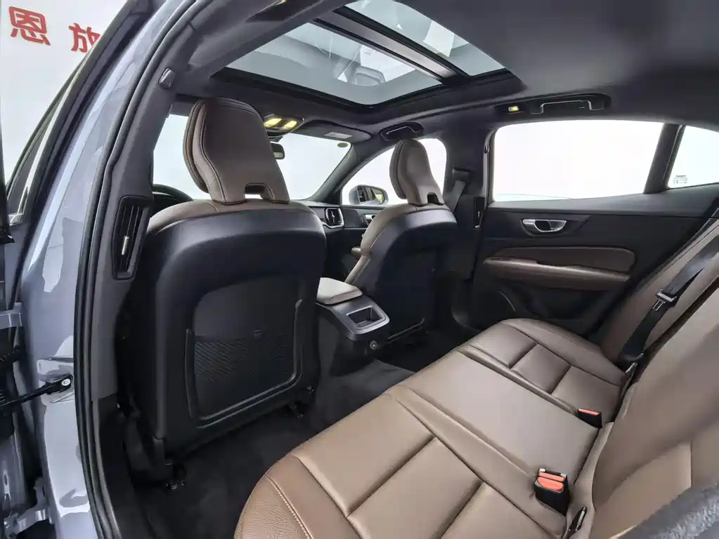 Volvo S60 — миниатюра 12