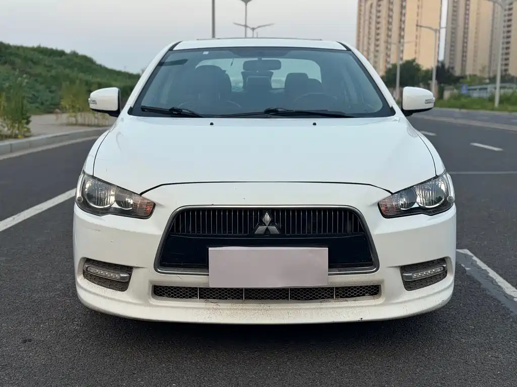 Mitsubishi Lancer EX — миниатюра 2