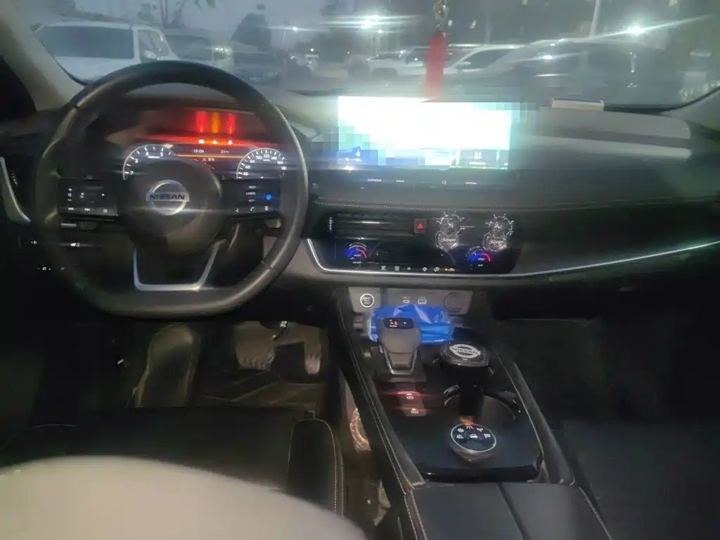 Nissan X-Trail — миниатюра 5