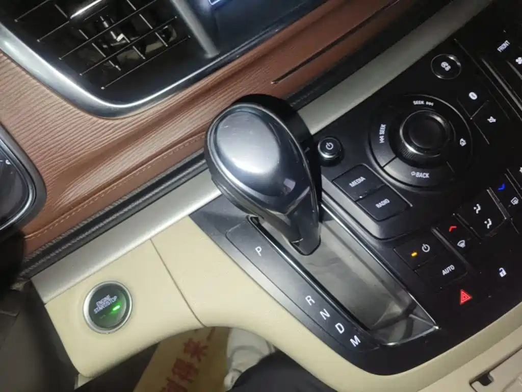 Buick GL8 — миниатюра 14
