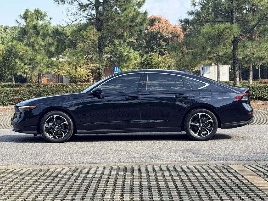 Honda Accord — миниатюра 3