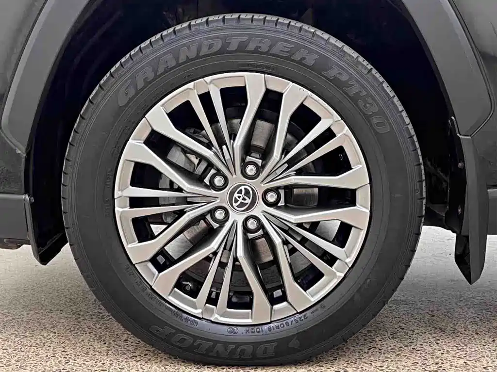 Toyota Wildlander — миниатюра 6