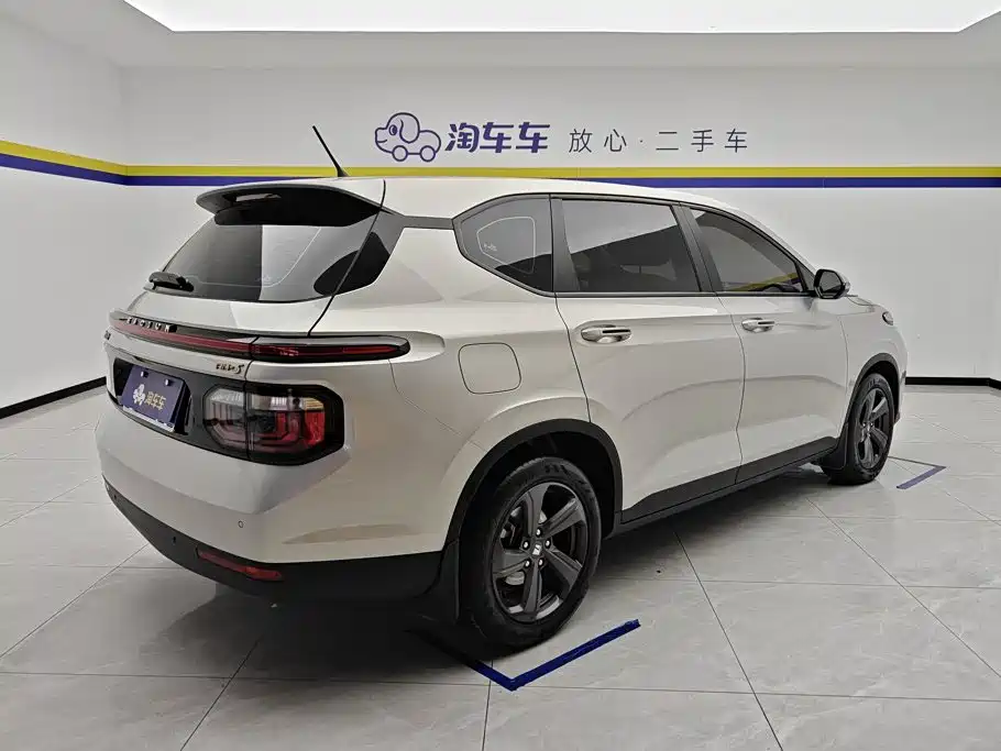 Baojun RM-5 — миниатюра 3