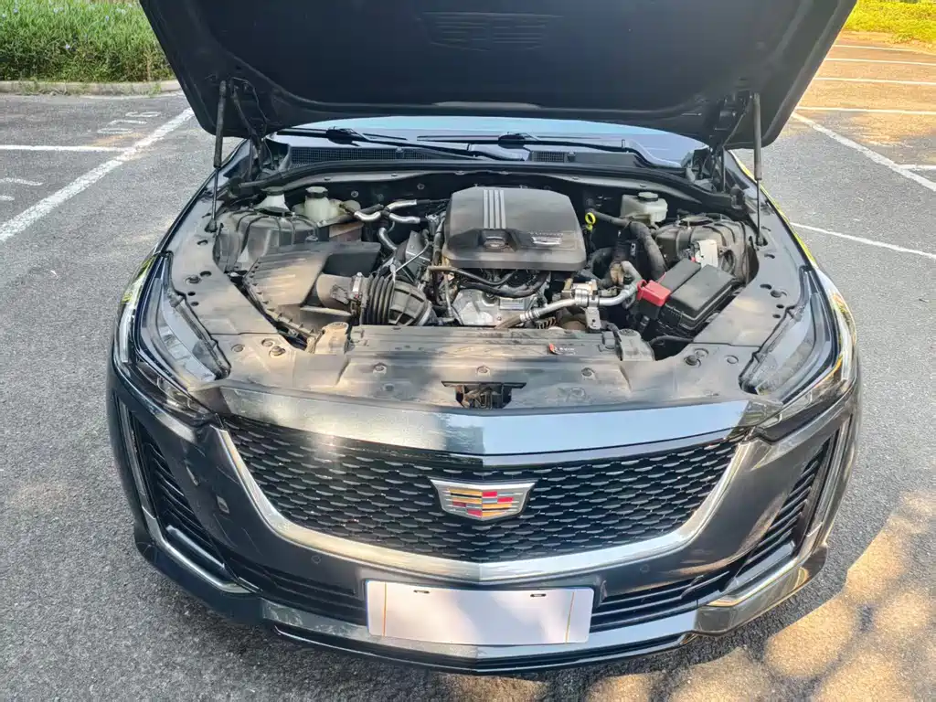 Cadillac CT5 — миниатюра 13