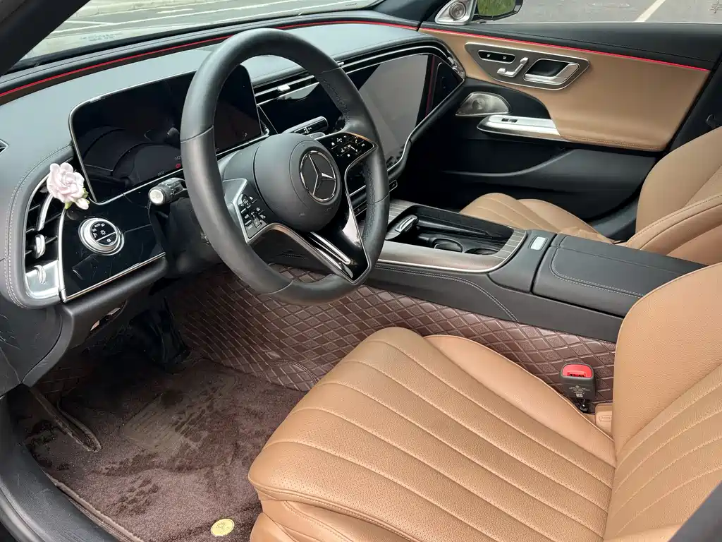 Mercedes-Benz E-Class E 2024 E 300 L Luxury