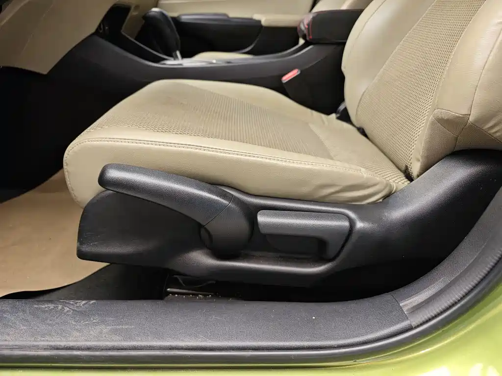 Honda Jade 2013 1.8L AT Comfort 5 мест