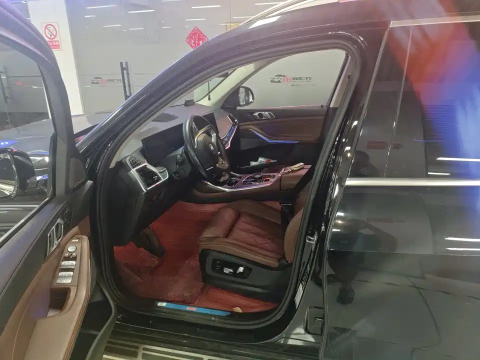 BMW X7 — миниатюра 2
