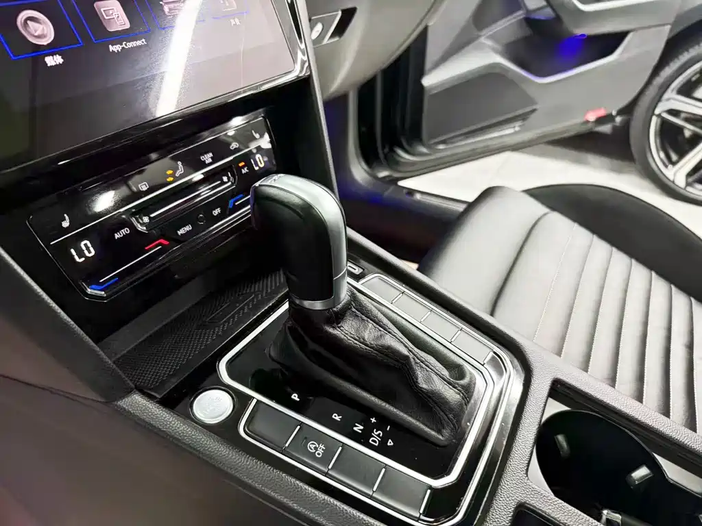 Volkswagen Magotan — миниатюра 11