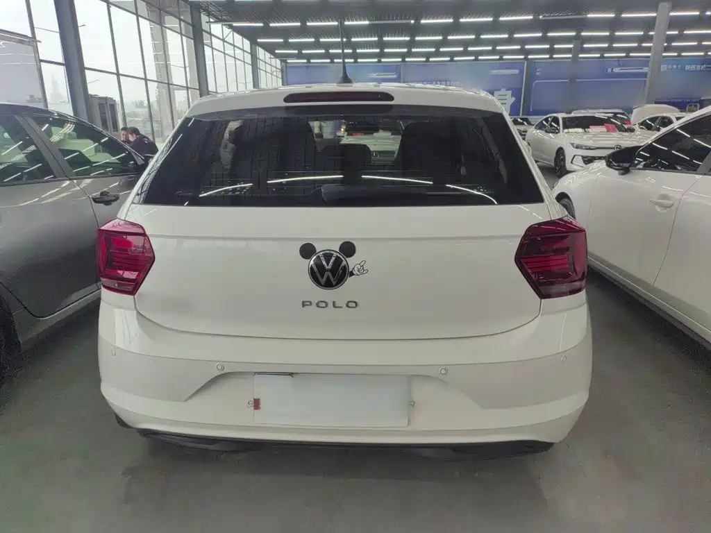 Volkswagen Polo — миниатюра 6