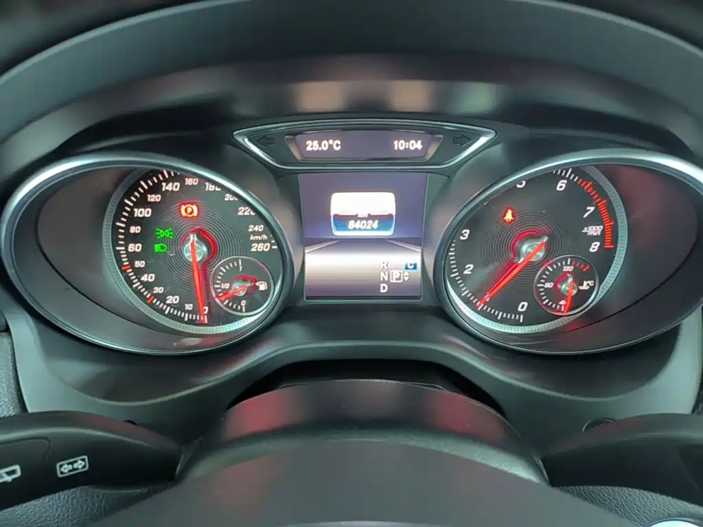 Mercedes-Benz GLA — миниатюра 12