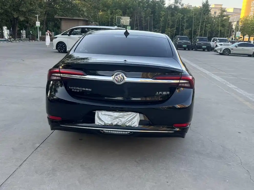 Buick LaCrosse — миниатюра 8