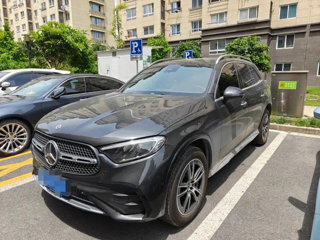 Mercedes-Benz GLC 2025