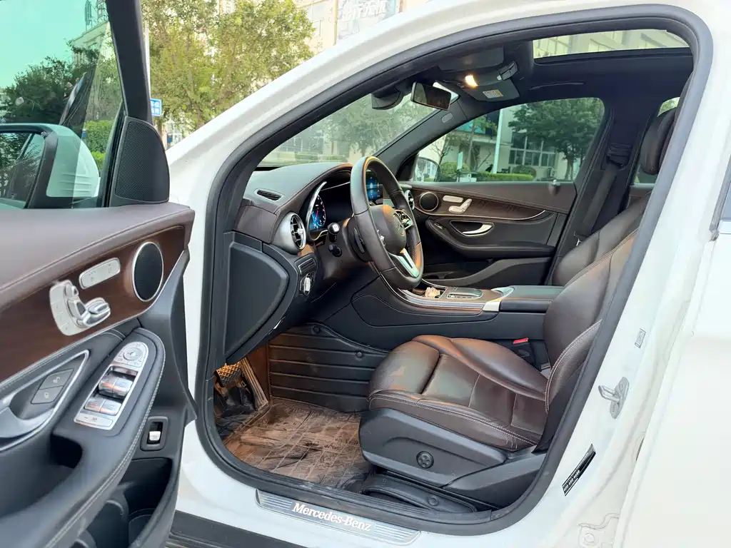 Mercedes-Benz GLC — миниатюра 7