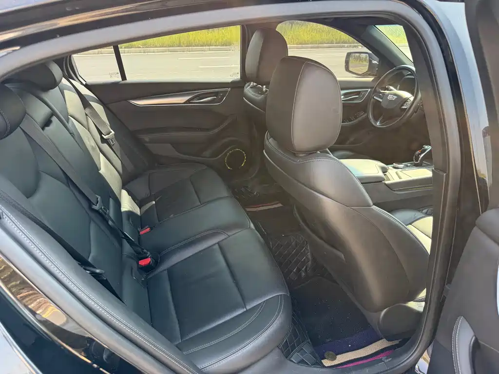 Cadillac CT5 — миниатюра 21