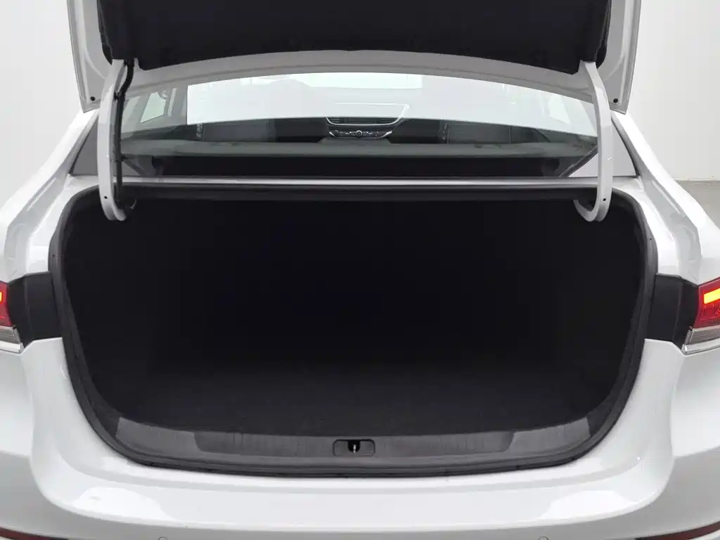 Buick Excelle — миниатюра 16