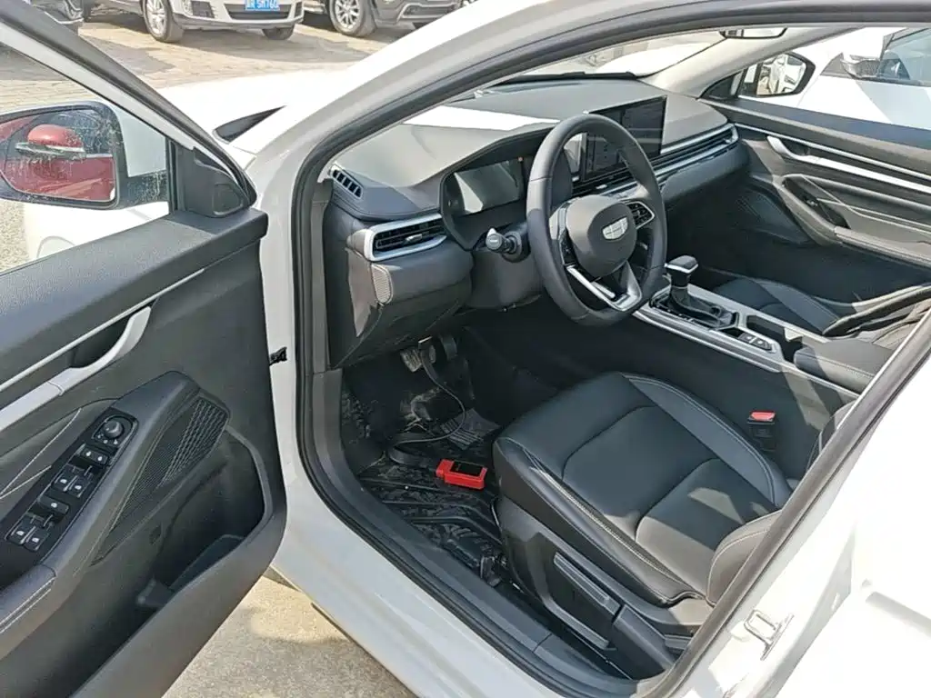 Geely Emgrand — миниатюра 16