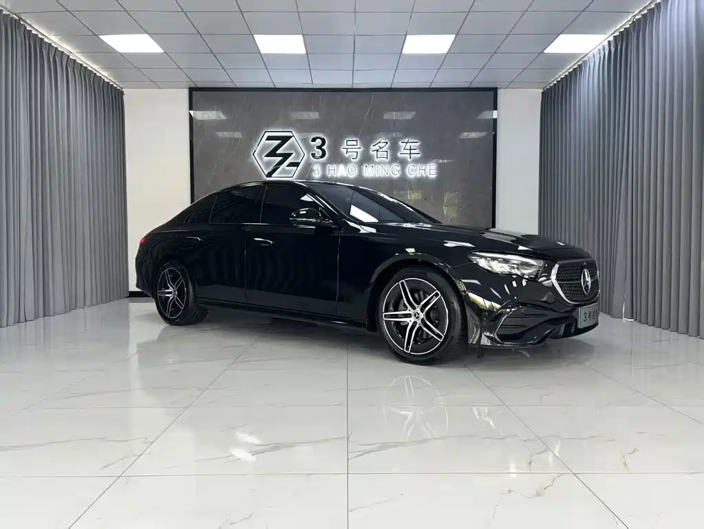 Mercedes-Benz E-Class (Import) — миниатюра 3
