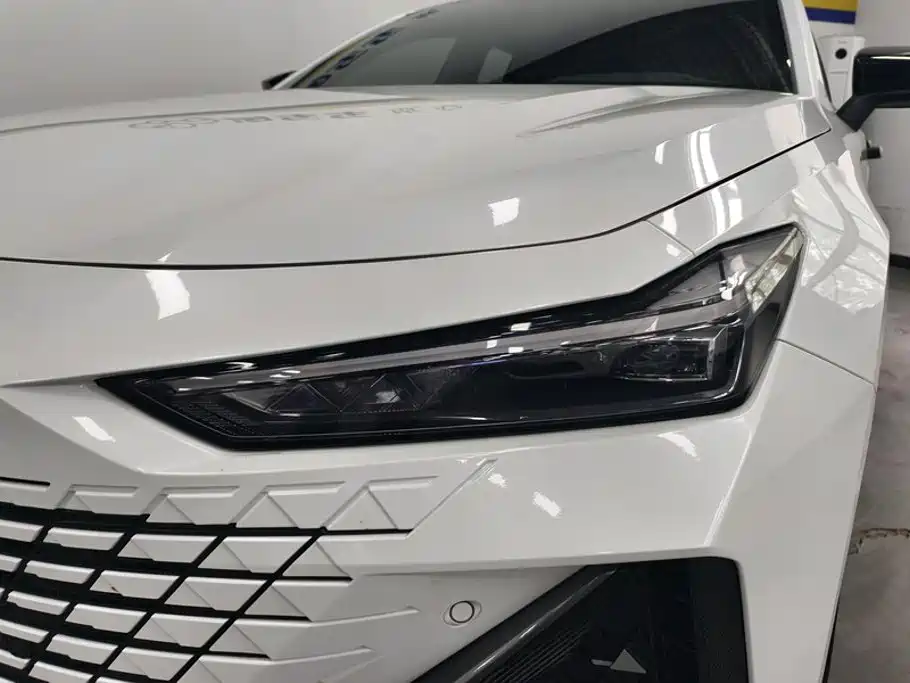 Changan UNI-V — миниатюра 5