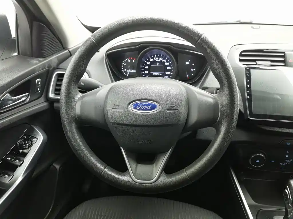 Ford Escort — миниатюра 11
