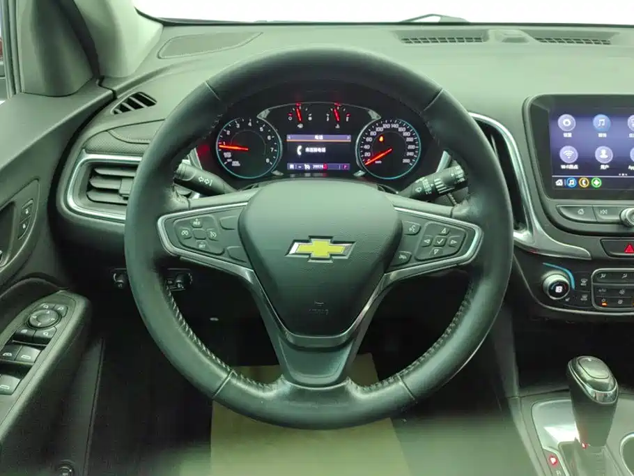 Chevrolet Equinox — миниатюра 15