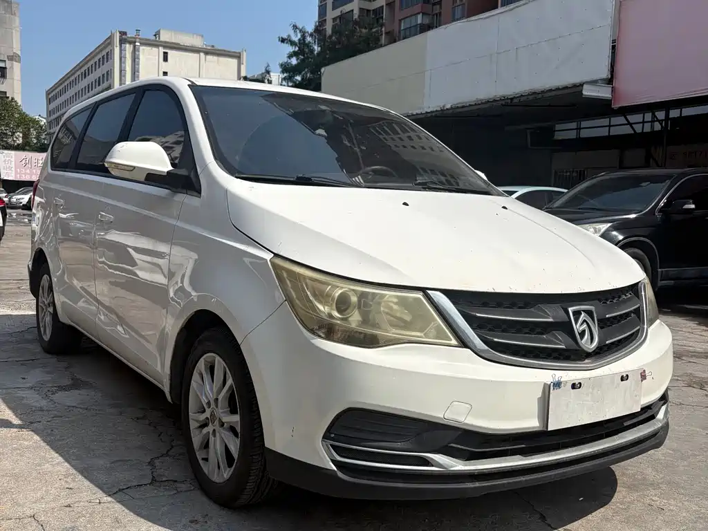 BAOJUN 730