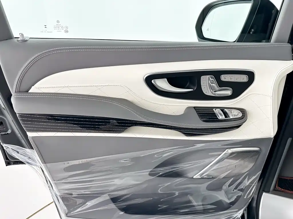 MERCEDES-BENZ V CLASS