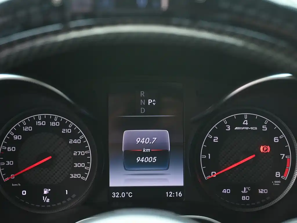 Mercedes-Benz C-Class AMG — миниатюра 13