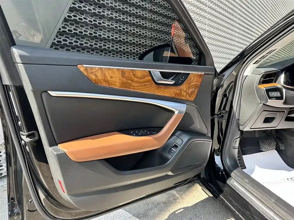 Audi A6L — миниатюра 18