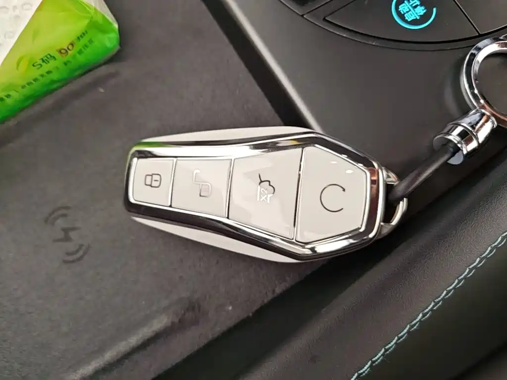 BYD Seal 06 — миниатюра 9