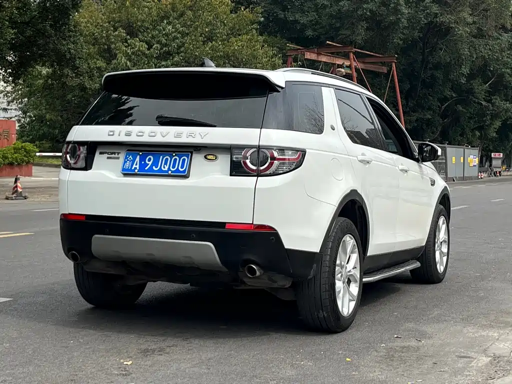 Land Rover Discovery Sport 2017 2.0T HSE