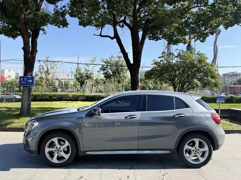 Mercedes-Benz GLA — миниатюра 3