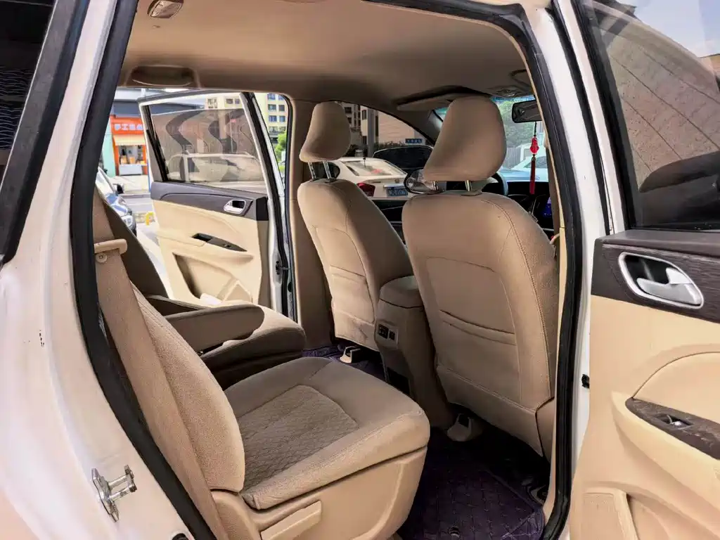 Baojun 730 — миниатюра 6