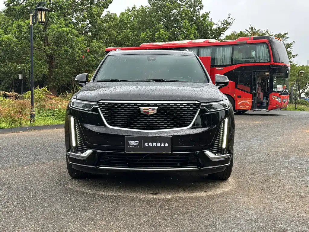 Cadillac XT6 — миниатюра 2