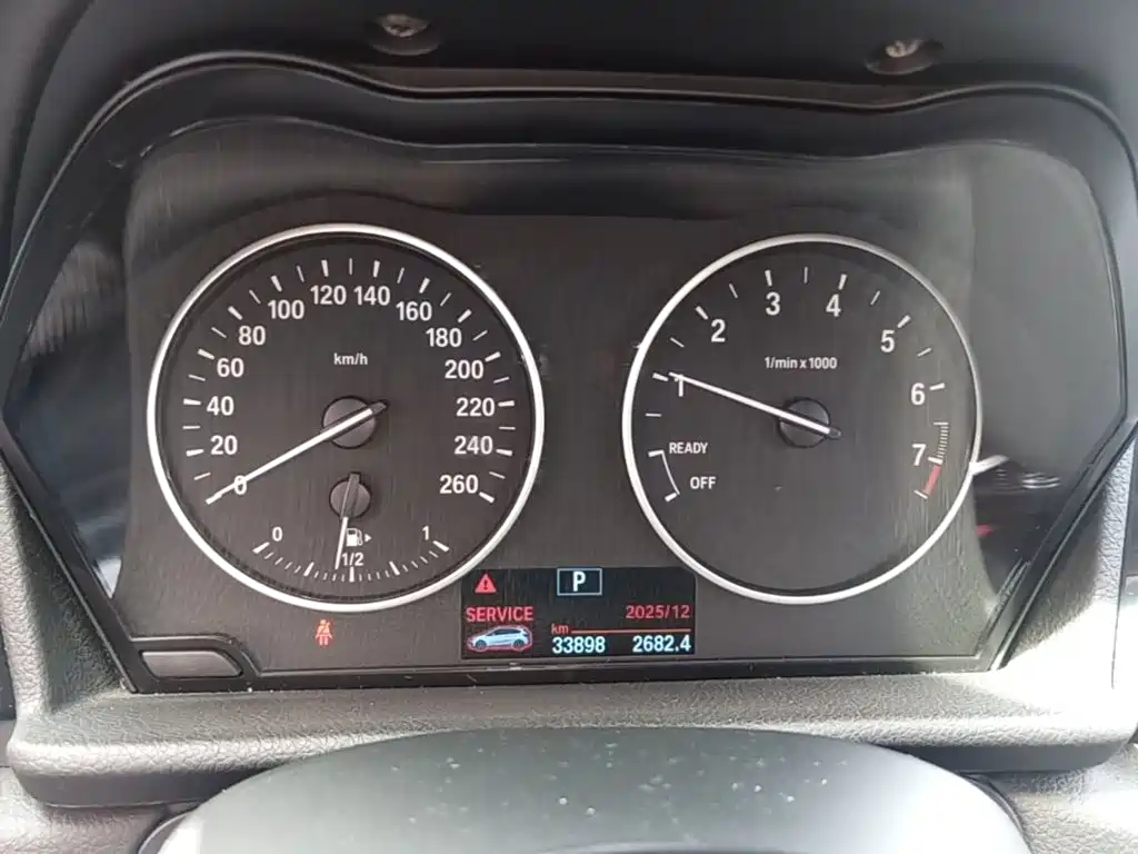 BMW 2 Series Active Tourer (Import) — миниатюра 12