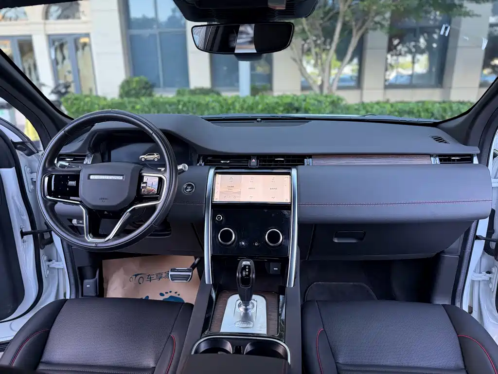 Land Rover Discovery Sport — миниатюра 5