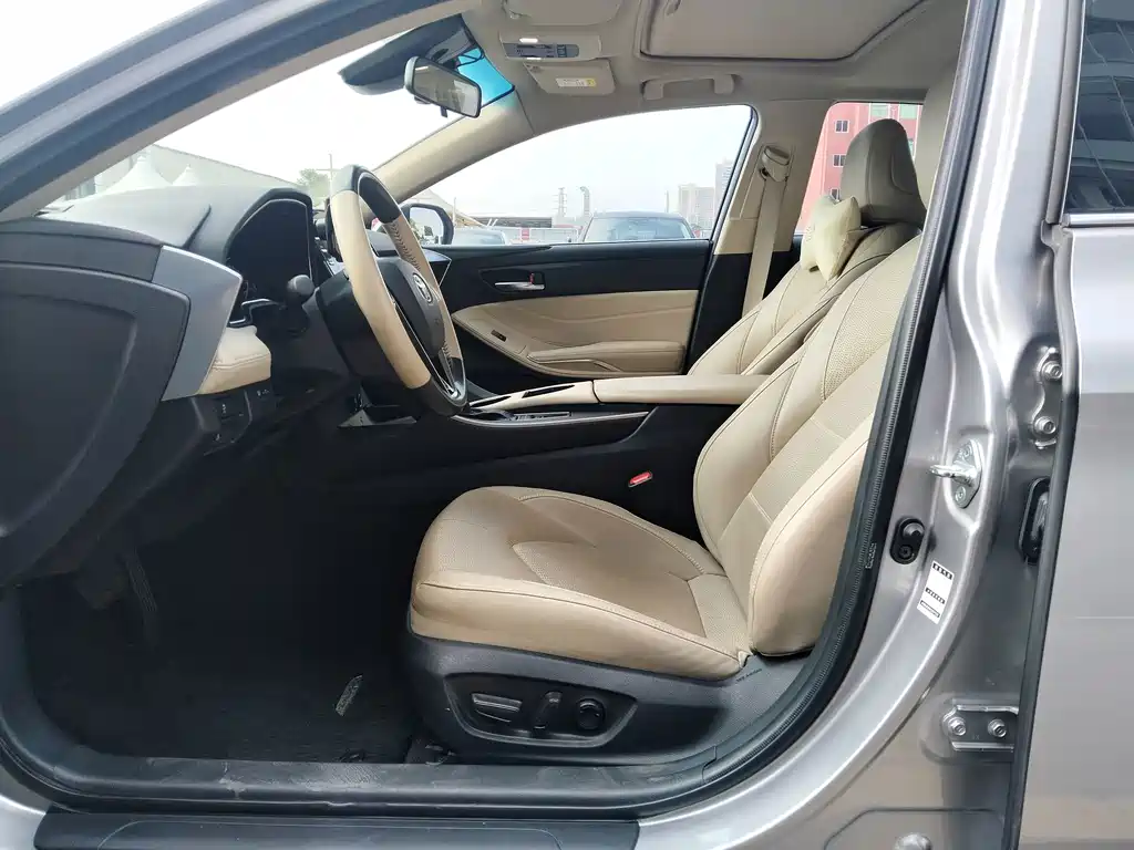 Toyota Avalon — миниатюра 14