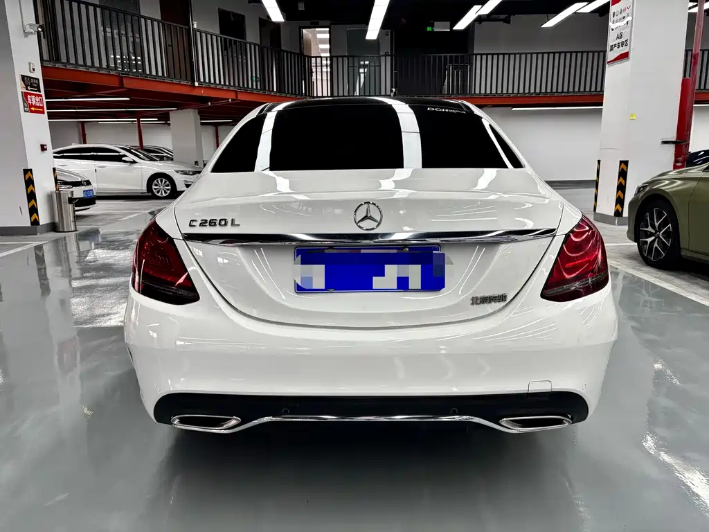 Mercedes-Benz C-Class — миниатюра 18