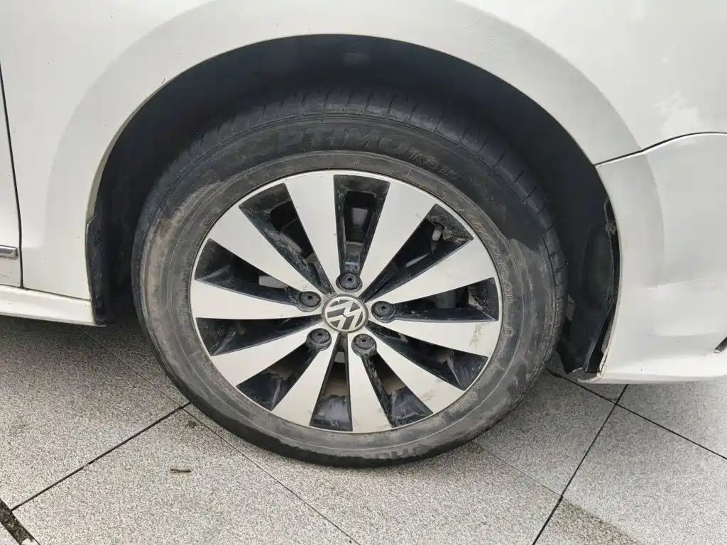 Volkswagen Sagitar — миниатюра 23