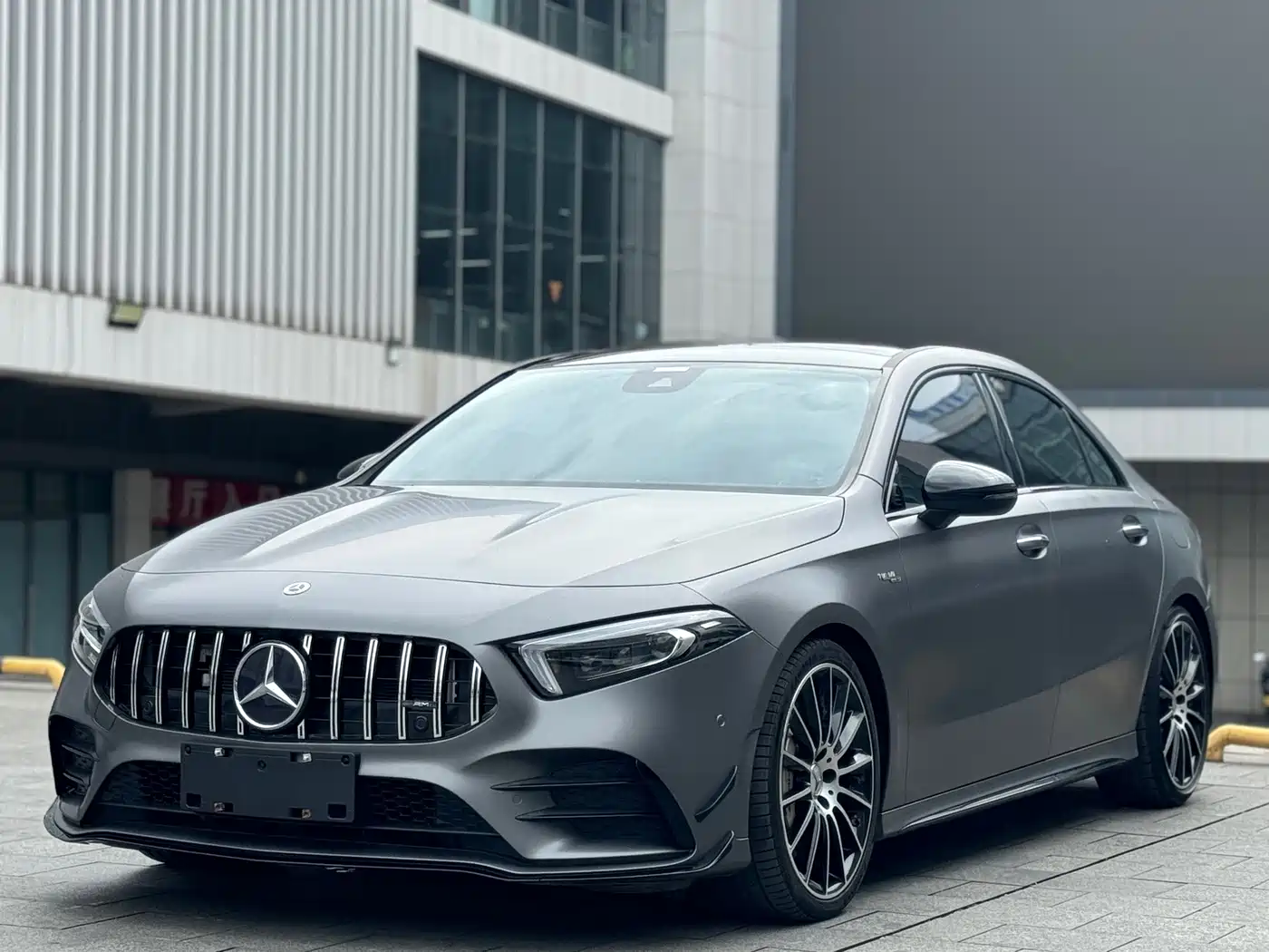 奔驰A级AMG 2022款 AMG A 35 L 4MATIC 2022