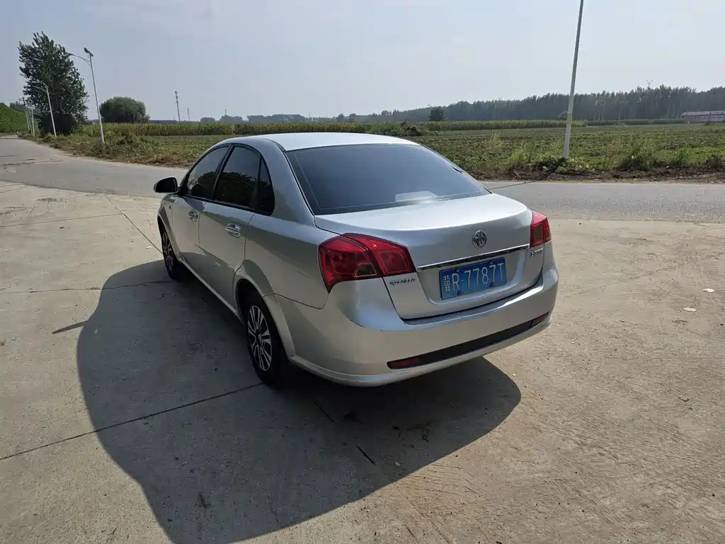 Buick Excelle — миниатюра 6