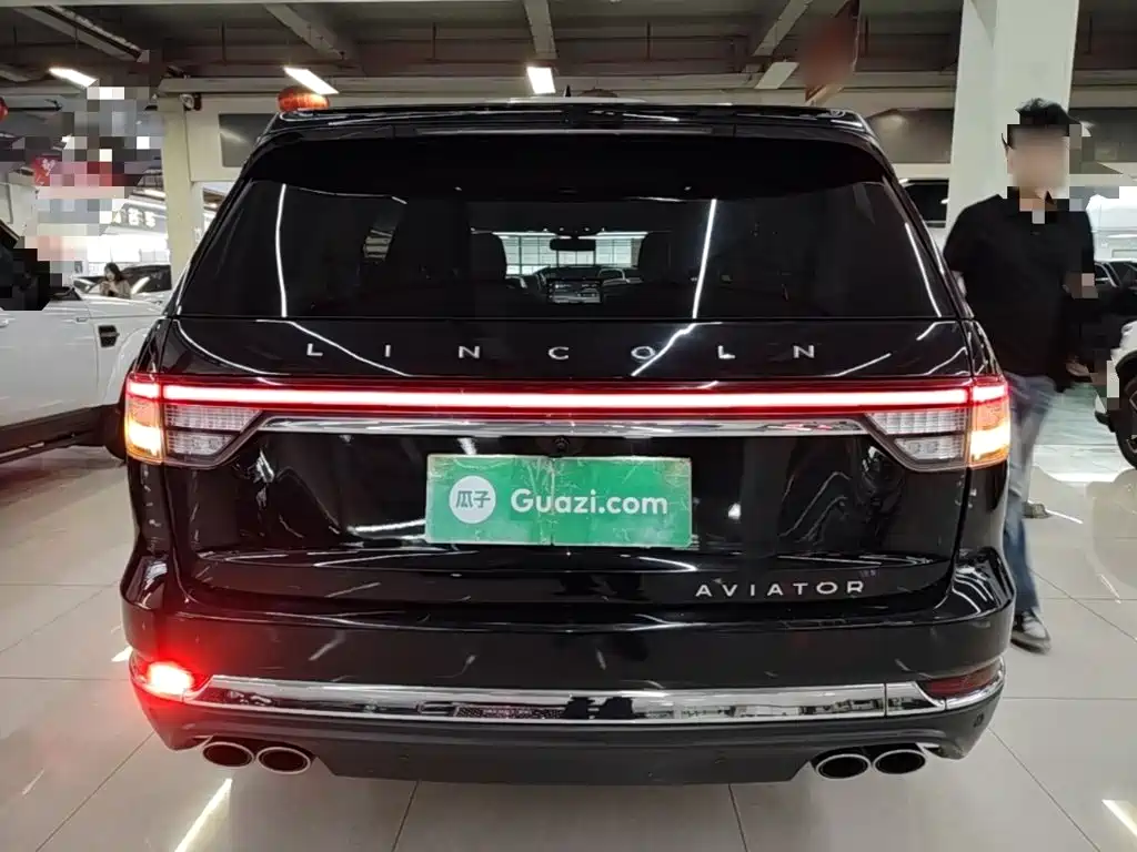 Lincoln Aviator — миниатюра 6