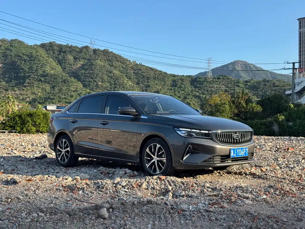 Geely Emgrand — миниатюра 9