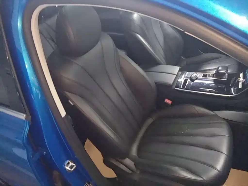 Roewe RX5 MAX — миниатюра 25