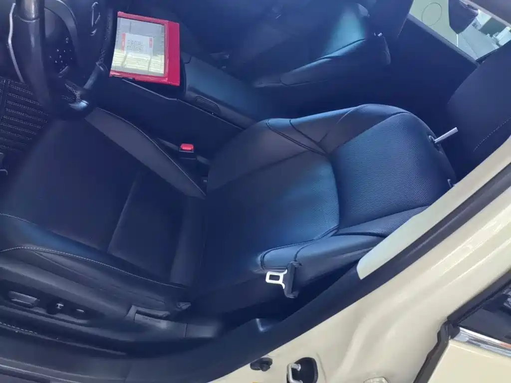Lexus ES — миниатюра 15
