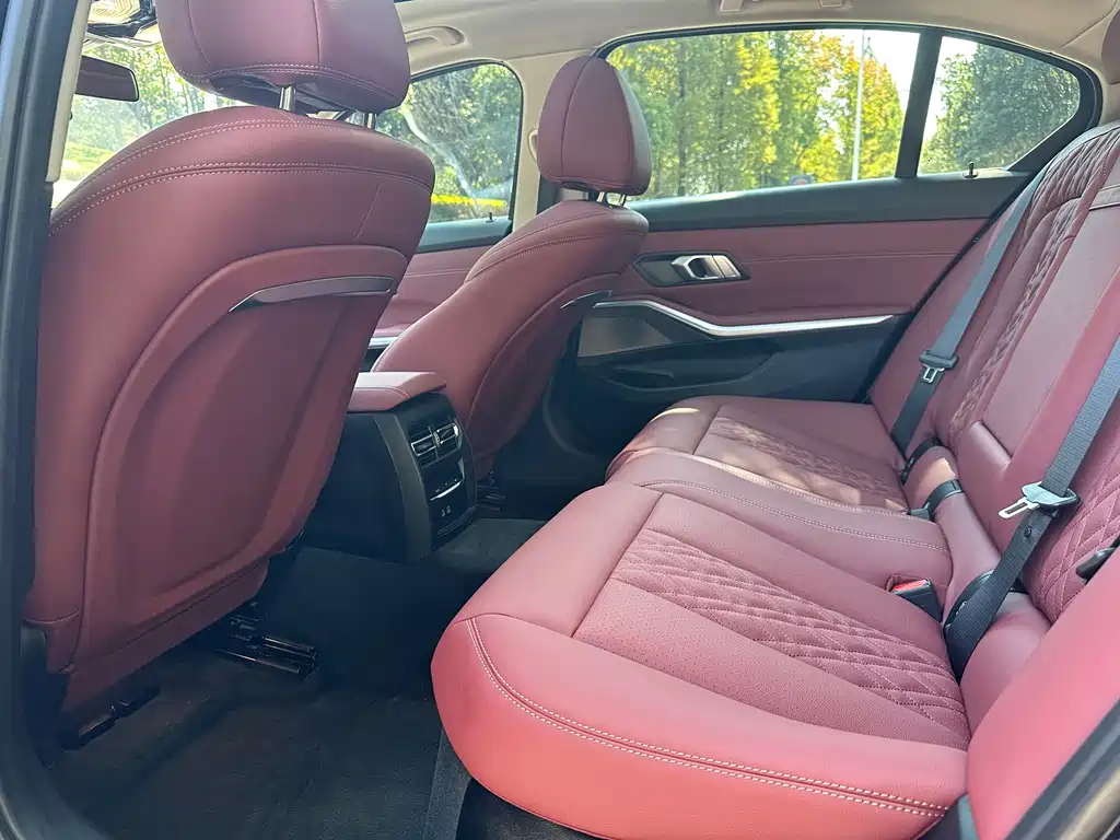 BMW 3 Series — миниатюра 7