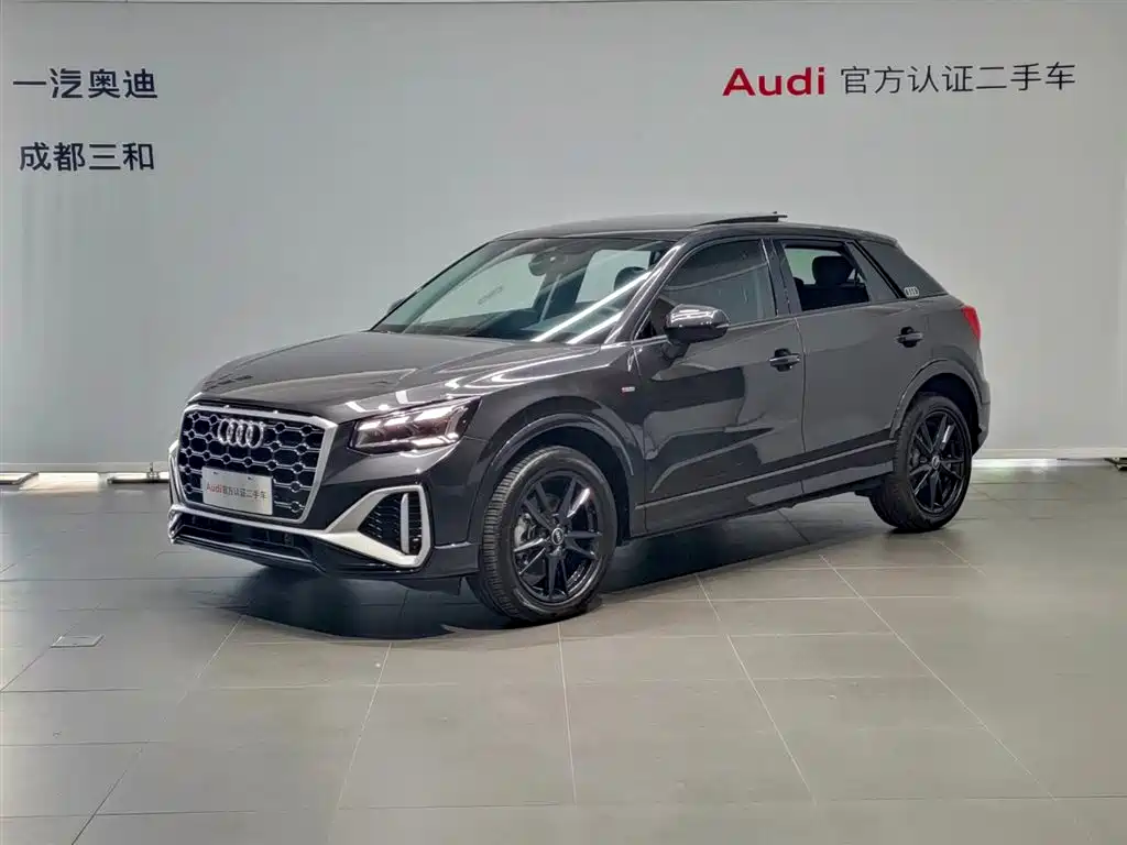 Audi Q2L 2024